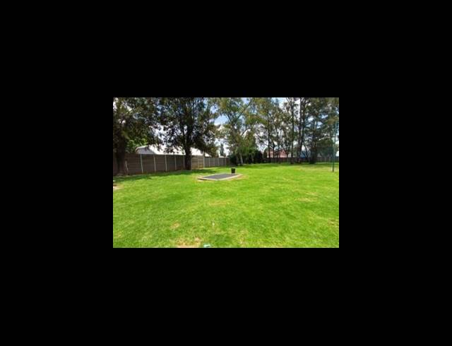 1 BEDROOM TOWNHOUSE FOR SALE IN COMET